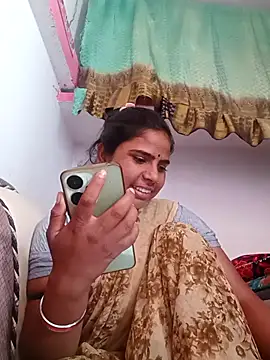 Snapshot of RAJE7053 chatting on February 21, 2026, 7:09 am RAJE7053 online show from February 21, 2026, 7:09 am