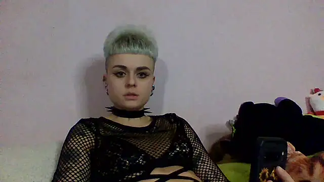 AlisaDear257 online show from April 2, 2026, 7:33 pm