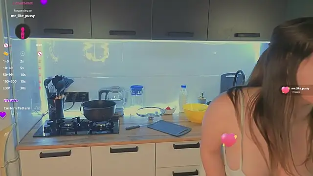 omg  leila online show from February 13, 2026, 5:42 pm