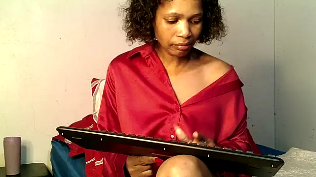 Mabelle Eveline online show from March 11, 2026, 7:09 pm