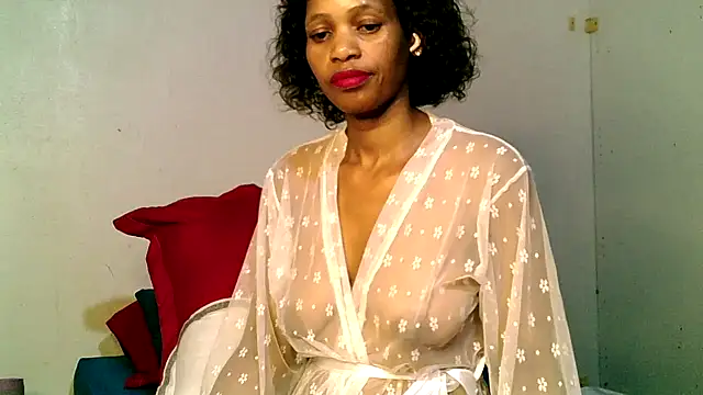 Snapshot of Mabelle_Eveline chatting on April 18, 2026, 7:07 pm Mabelle Eveline online show from April 18, 2026, 7:07 pm