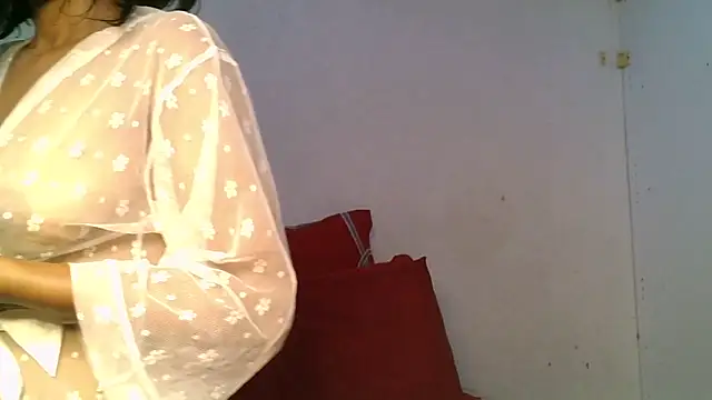 Snapshot of Mabelle_Eveline chatting on May 10, 2026, 7:24 am Mabelle Eveline online show from May 10, 2026, 7:24 am