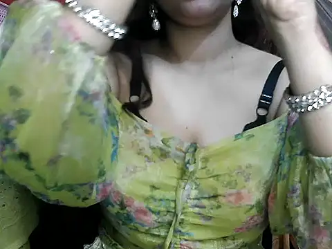 Snapshot of Arohi-67 chatting on March 17, 2026, 7:33 am Arohi-67 online show from March 17, 2026, 7:33 am