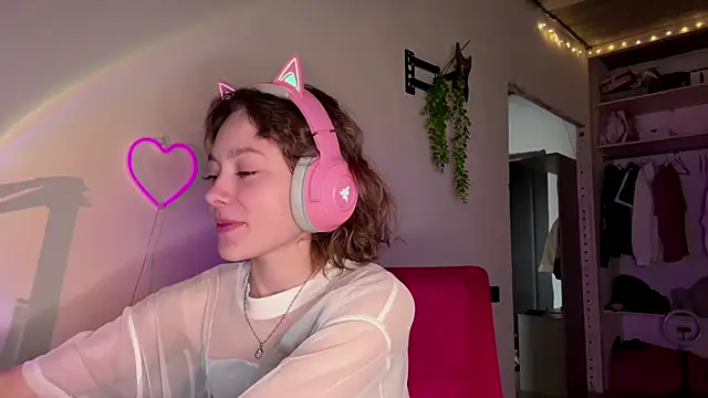 SlunkRear online show from April 7, 2026, 10:09 pm