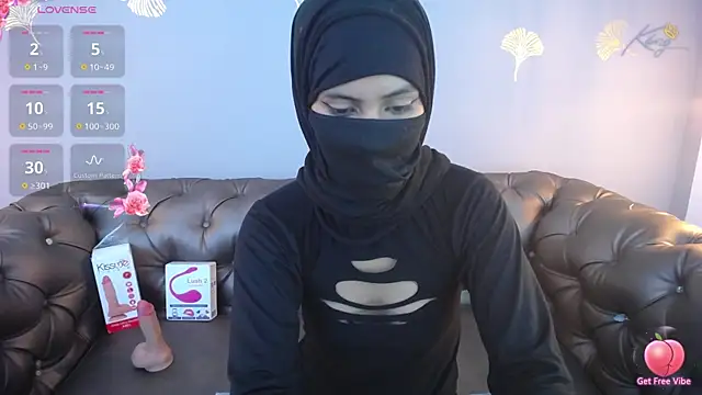 Snapshot of zahra_zaid chatting on May 18, 2026, 8:14 pm zahra zaid online show from May 18, 2026, 8:14 pm