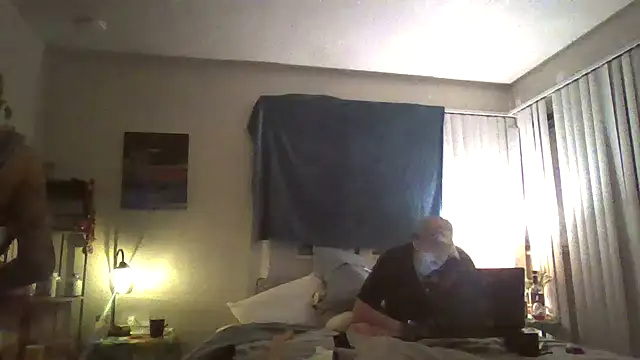 Snapshot of TheDaddio03 chatting on February 22, 2026, 5:08 am TheDaddio03 online show from February 22, 2026, 5:08 am