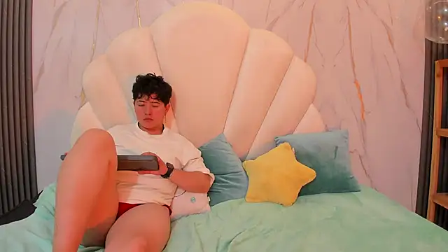 Snapshot of Gaia_n_Nix chatting on February 22, 2026, 7:34 pm Gaia n Nix online show from February 22, 2026, 7:34 pm