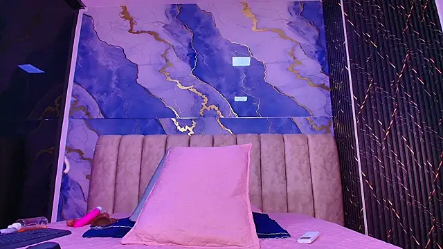 vale rioss online show from April 15, 2026, 7:58 pm