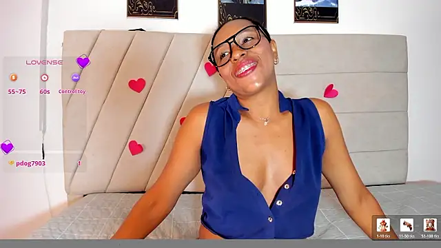 Snapshot of samaraa_smith1 chatting on February 24, 2026, 12:14 pm samaraa smith1 online show from February 24, 2026, 12:14 pm