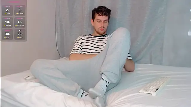 Snapshot of Luc_7 chatting on March 8, 2026, 7:17 pm Luc 7 online show from March 8, 2026, 7:17 pm