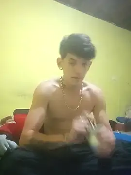 Snapshot of Brandon_Leyes chatting on March 24, 2026, 2:44 pm Brandon Leyes online show from March 24, 2026, 2:44 pm