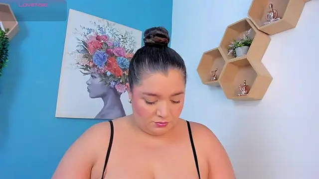 AgathaBloom  online show from April 15, 2026, 8:09 pm