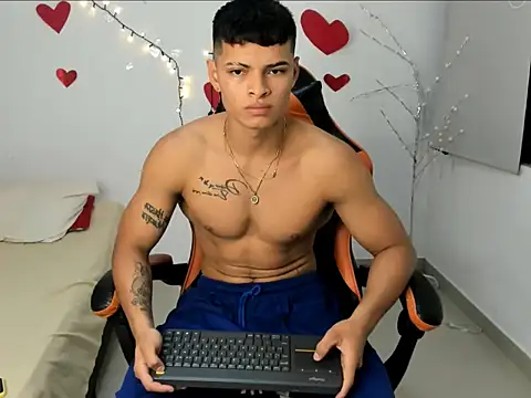 Snapshot of RYAN_MYEARZ__ chatting on February 19, 2026, 12:12 pm RYAN MYEARZ online show from February 19, 2026, 12:12 pm