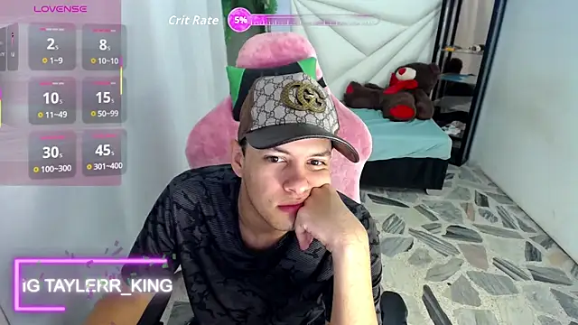 Top and bottom online show from June 11, 2026, 4:10 am