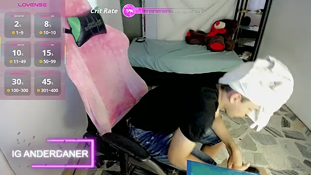 Top and bottom online show from June 11, 2026, 9:02 pm