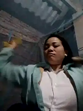 Snapshot of molly-xx chatting on February 21, 2026, 8:10 pm molly-xx online show from February 21, 2026, 8:10 pm