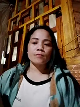 molly-xx online show from March 25, 2026, 10:21 am