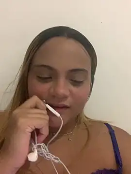 ayla0881 online show from March 17, 2026, 2:05 am