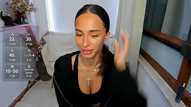 EvaK  online show from April 20, 2026, 3:20 am