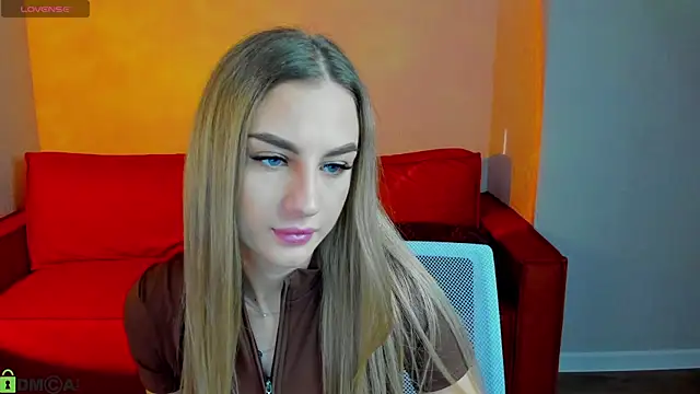 Snapshot of Silen_Tori chatting on February 27, 2026, 2:22 am Silen Tori online show from February 27, 2026, 2:22 am