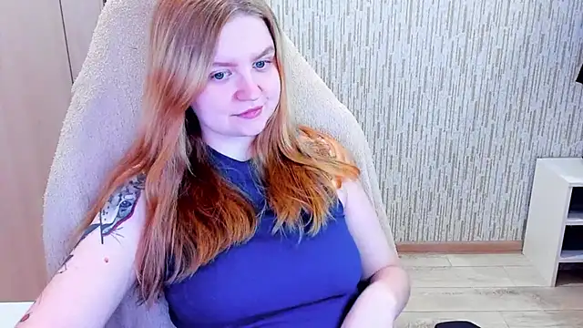 Snapshot of AnitaXVine chatting on May 19, 2026, 8:04 pm AnitaXVine online show from May 19, 2026, 8:04 pm