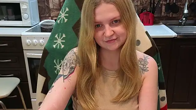 Snapshot of AnitaXVine chatting on July 8, 2026, 5:39 pm AnitaXVine online show from July 8, 2026, 5:39 pm