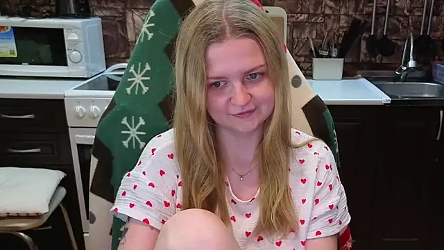 Snapshot of AnitaXVine chatting on July 13, 2026, 7:16 pm AnitaXVine online show from July 13, 2026, 7:16 pm