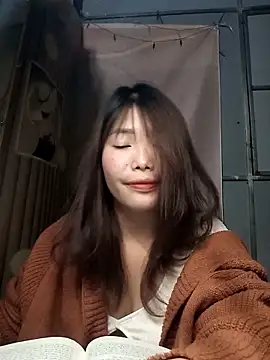 Girl-crazy1 online show from March 22, 2026, 3:48 pm