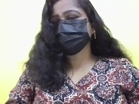 anu-reddyy online show from February 26, 2026, 4:44 am