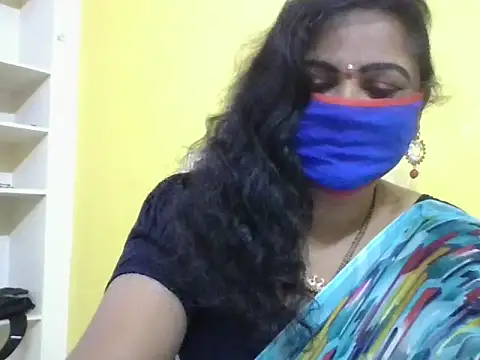 anu-reddyy online show from April 3, 2026, 4:43 am