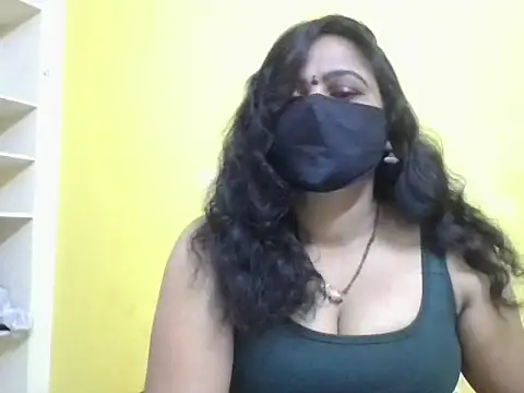 anu-reddyy online show from April 17, 2026, 5:10 am