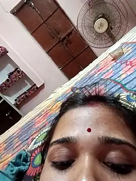 Deepjakolirr online show from May 18, 2026, 4:07 am