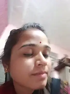 Deepjakolirr online show from May 28, 2026, 3:42 pm