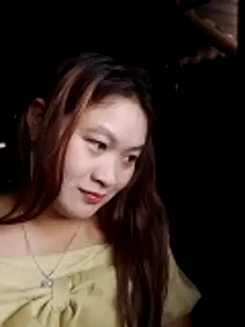 Snapshot of bany-lee chatting on May 8, 2026, 2:39 am bany-lee online show from May 8, 2026, 2:39 am