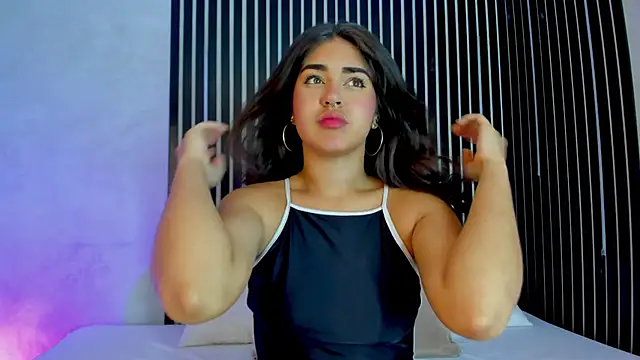 Snapshot of melodyphillips_2_ chatting on February 27, 2026, 5:29 am melodyphillips 2 online show from February 27, 2026, 5:29 am