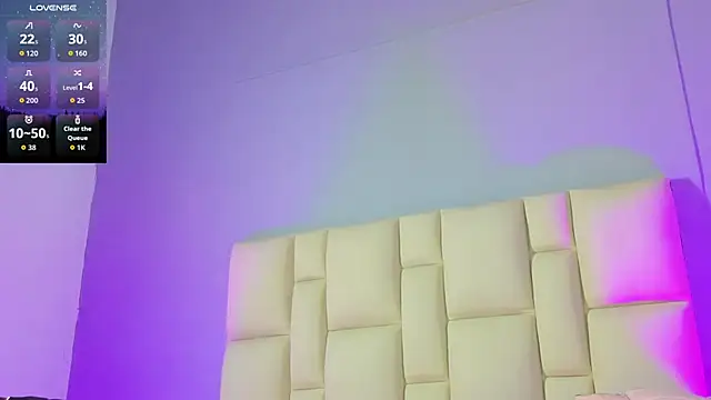 Snapshot of Zaphiro__Sky chatting on February 27, 2026, 8:36 am Zaphiro Sky online show from February 27, 2026, 8:36 am