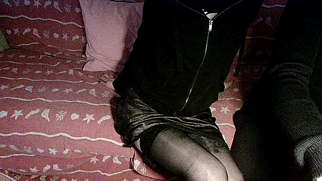 Snapshot of Sexwestworld chatting on February 12, 2026, 9:15 am Sexwestworld online show from February 12, 2026, 9:15 am