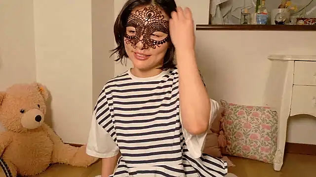 Snapshot of Mochi-Momo chatting on June 13, 2026, 2:26 pm Mochi-Momo online show from June 13, 2026, 2:26 pm