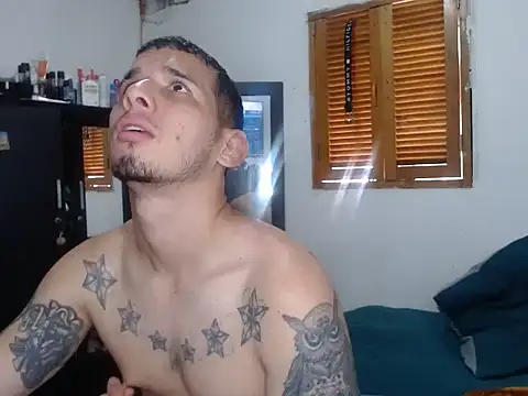 HotSinlge online show from February 14, 2026, 2:58 pm