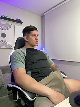  robertobaggioo online show from March 2, 2026, 12:34 pm