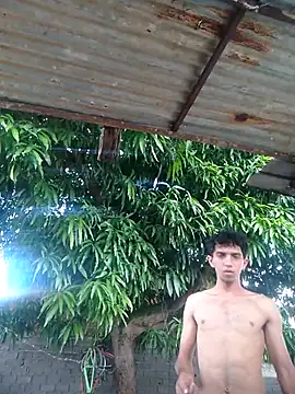 Snapshot of Noscay chatting on July 7, 2026, 2:32 pm Noscay online show from July 7, 2026, 2:32 pm