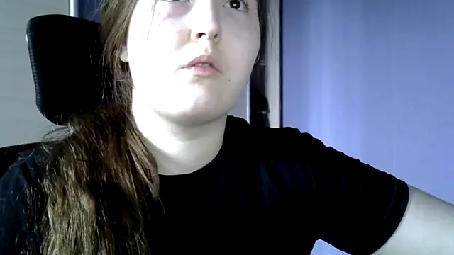 LixuryBaby online show from February 20, 2026, 10:27 am