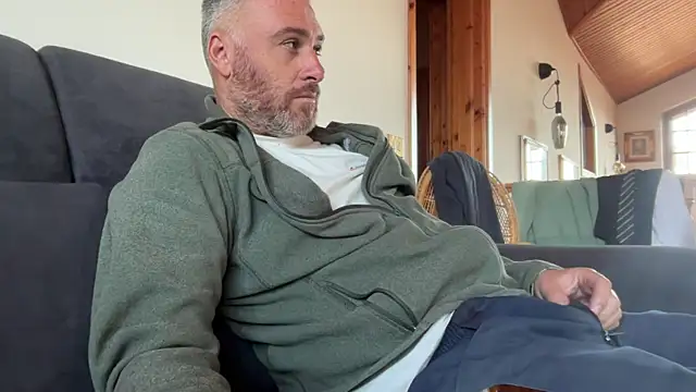 marcovik1 online show from March 20, 2026, 11:37 am