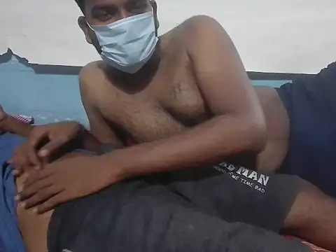 Snapshot of Tinku_1324 chatting on July 4, 2026, 5:02 am Tinku 1324 online show from July 4, 2026, 5:02 am