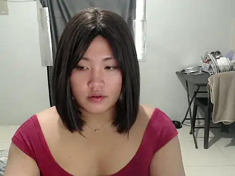 Snapshot of MiMi_yeah00 chatting on March 28, 2026, 12:21 am MiMi yeah00 online show from March 28, 2026, 12:21 am