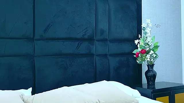 HollyOlson online show from March 16, 2026, 8:02 pm