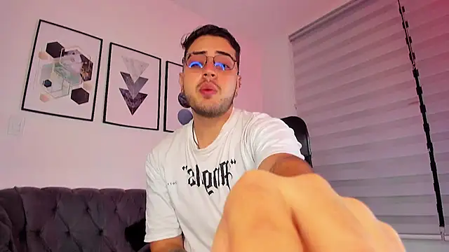 ethan grace online show from February 24, 2026, 12:14 pm