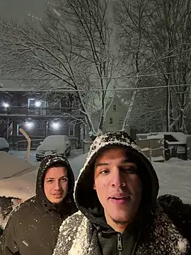 Snapshot of dafe_younguys chatting on February 23, 2026, 5:27 am dafe younguys online show from February 23, 2026, 5:27 am