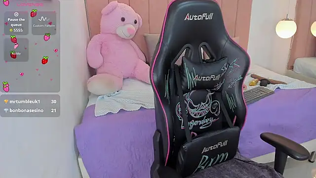 antonella moon7 online show from March 2, 2026, 5:08 am