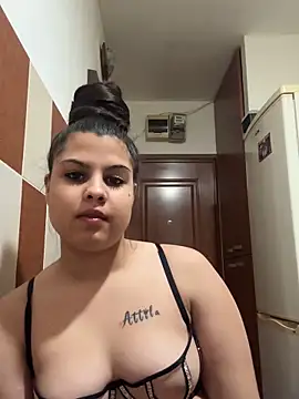 Snapshot of Vivike234 chatting on February 22, 2026, 7:01 pm Vivike234 online show from February 22, 2026, 7:01 pm